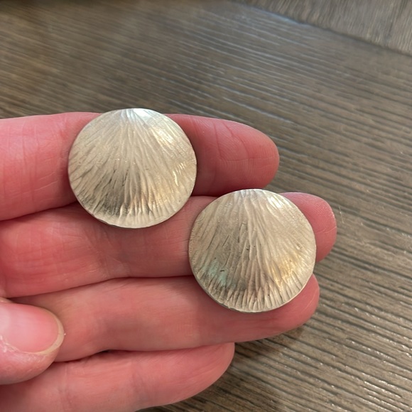 Marjorie Baer San Francisco Sterling Silver Plated Textured Disc Clip Earrings - Picture 14 of 14